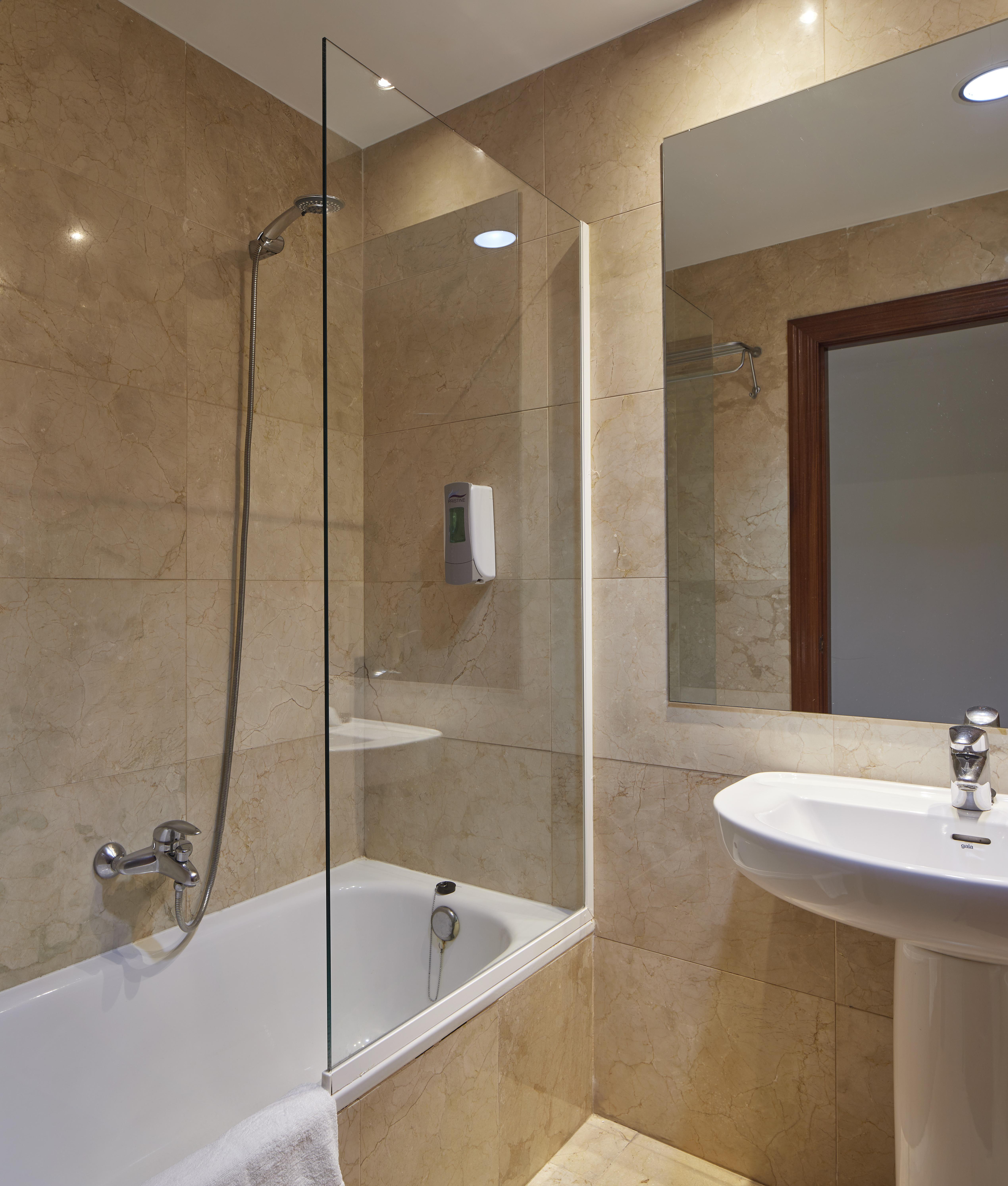 Iraipe Logrono Hotel 外观 照片