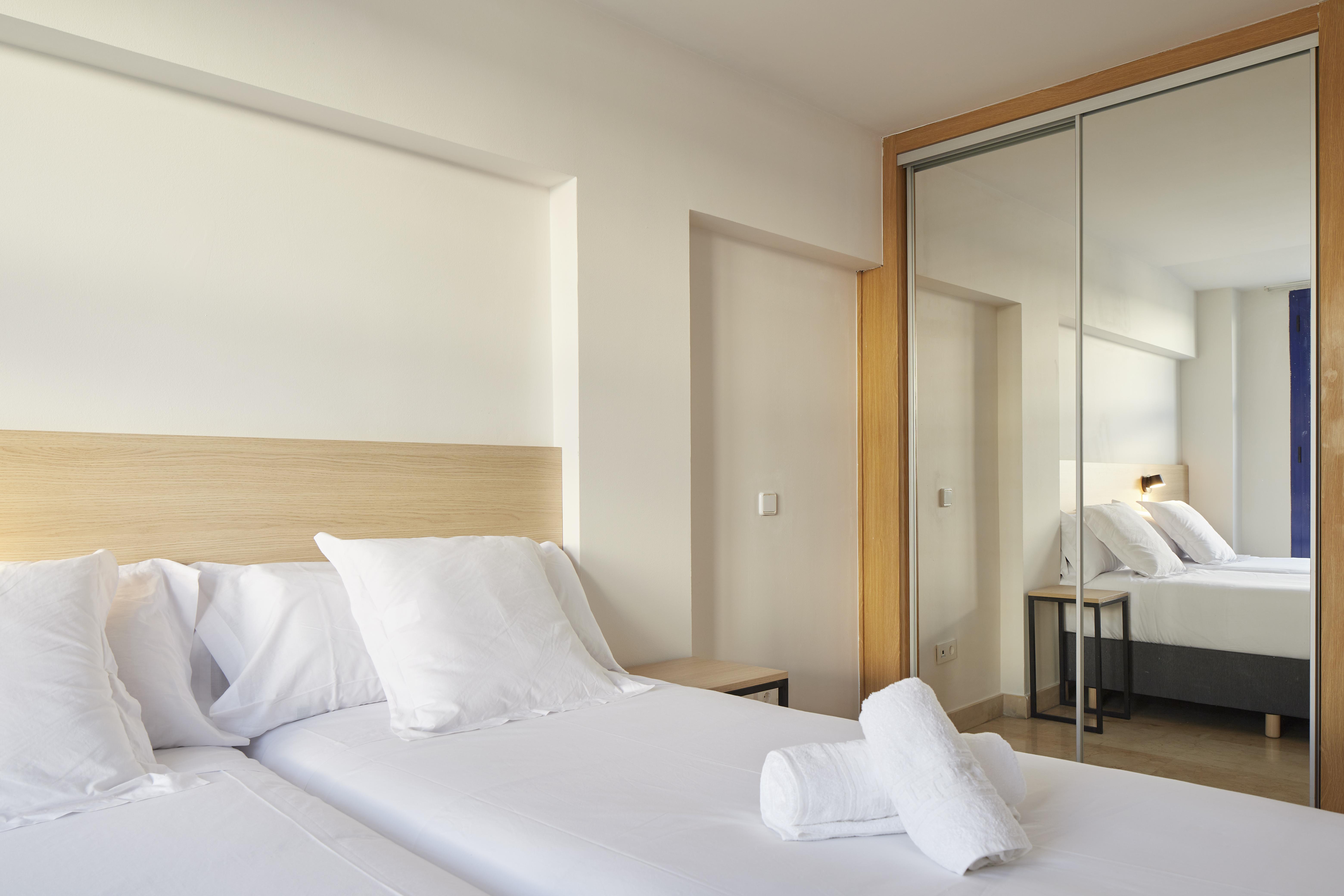 Iraipe Logrono Hotel 外观 照片