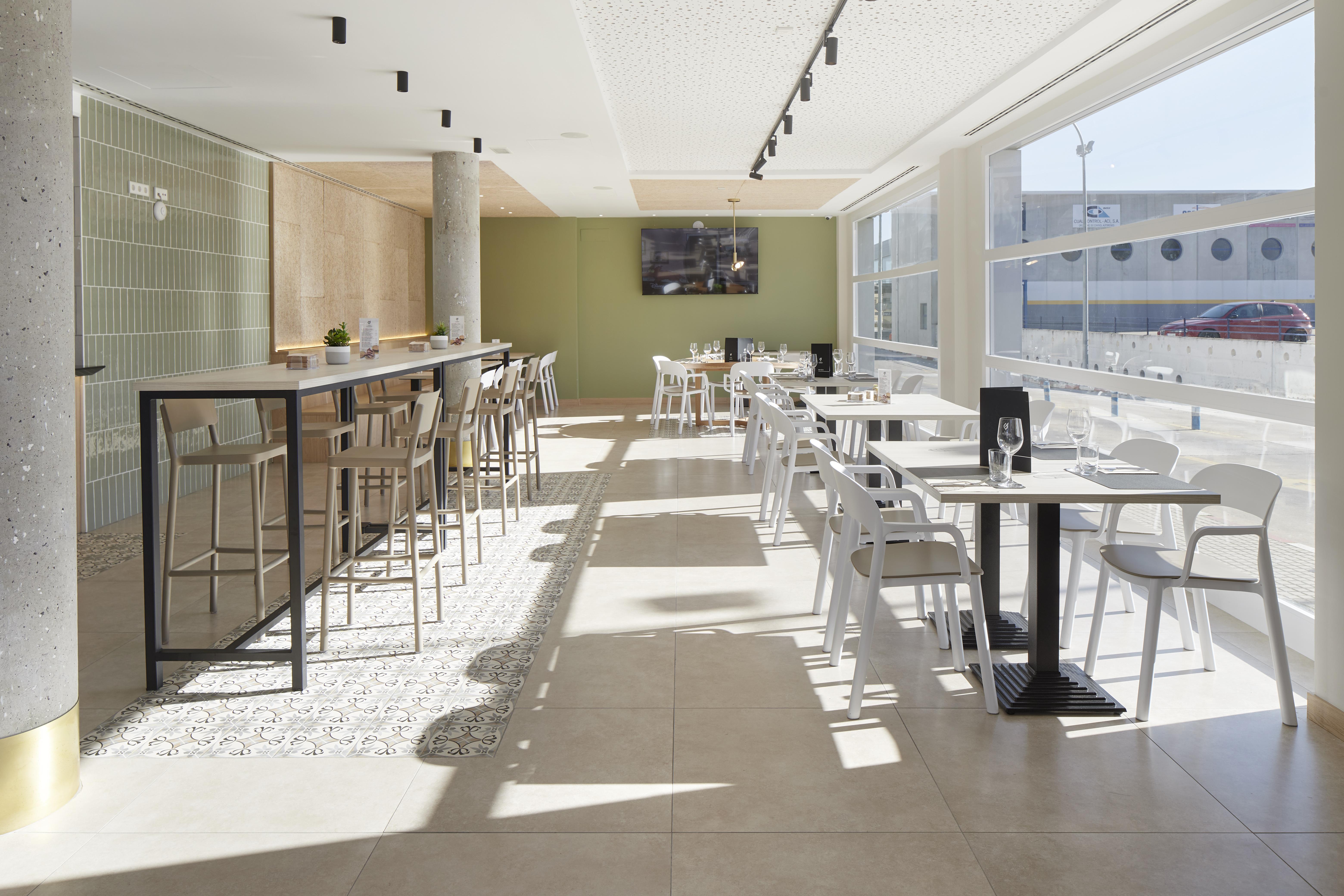 Iraipe Logrono Hotel 外观 照片