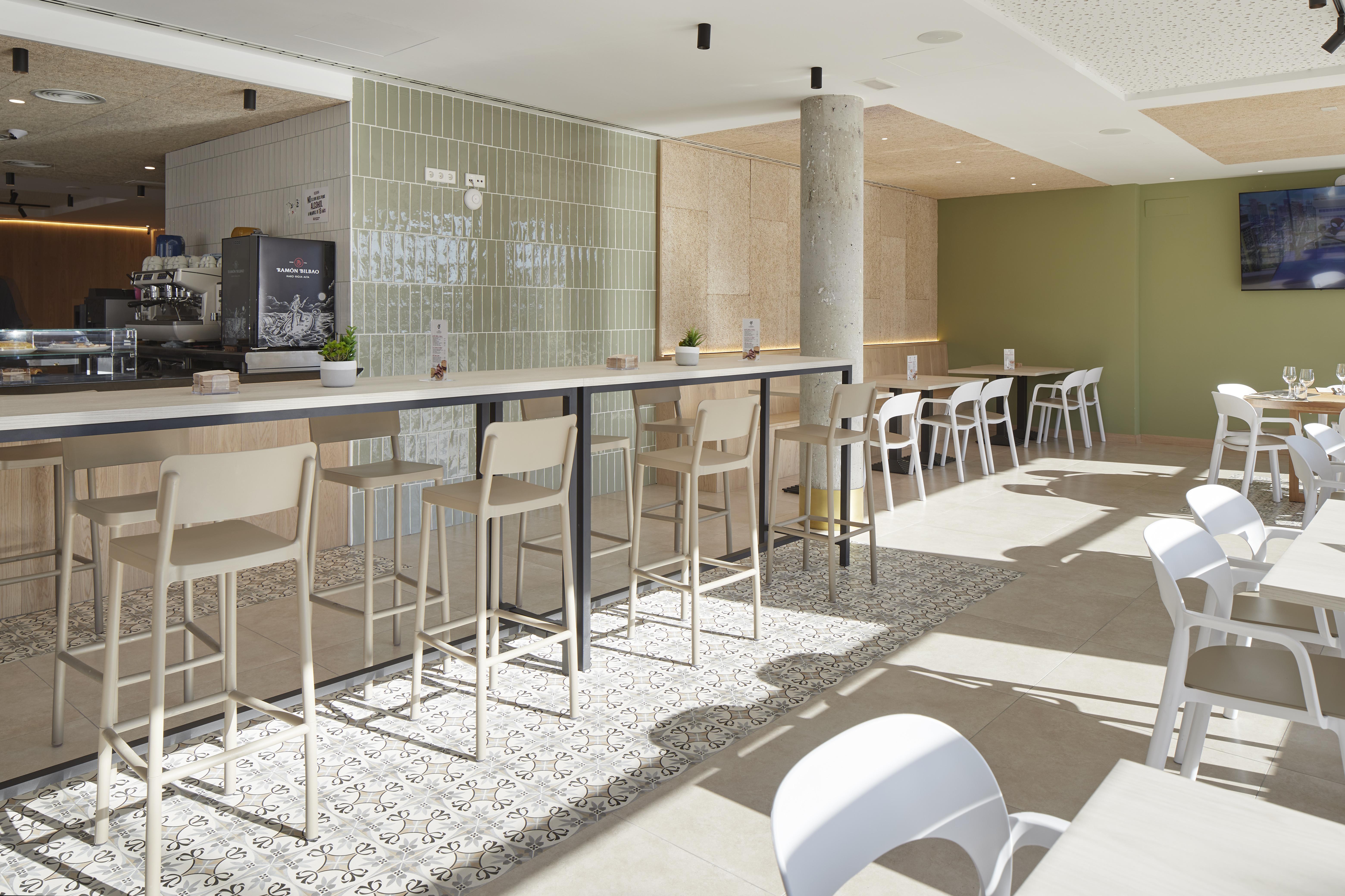 Iraipe Logrono Hotel 外观 照片