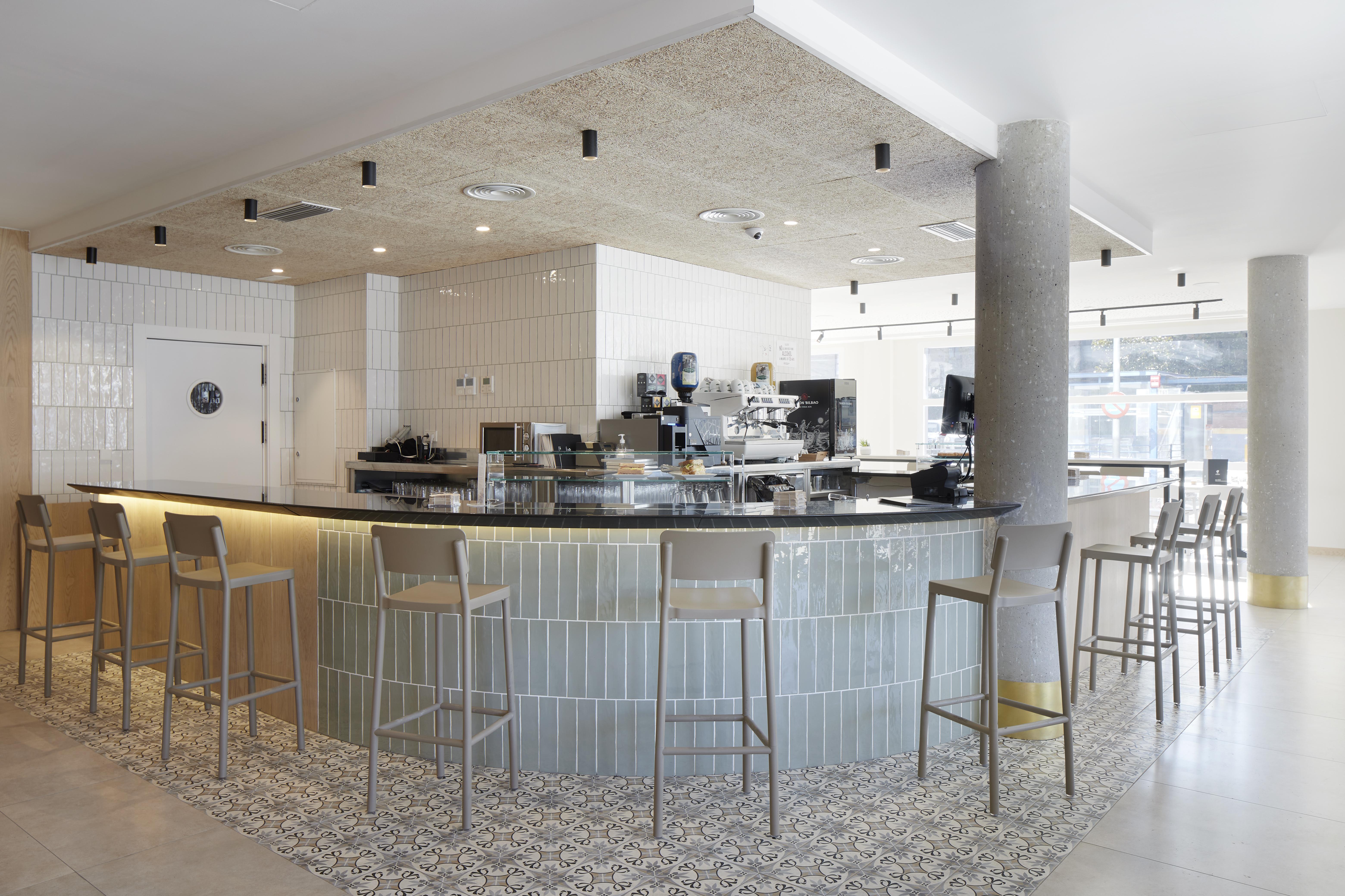 Iraipe Logrono Hotel 外观 照片