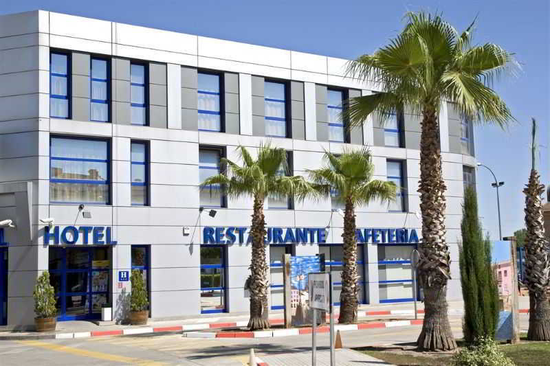Iraipe Logrono Hotel 外观 照片