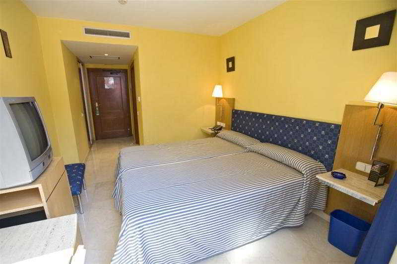 Iraipe Logrono Hotel 外观 照片